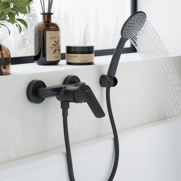 Смеситель для душа Сантек Таос WH5A20009N001 чёрный матовый, с аксессуарами